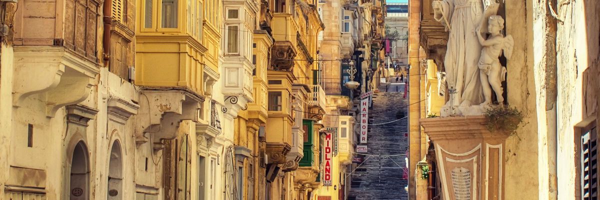 Battery Street, Valletta