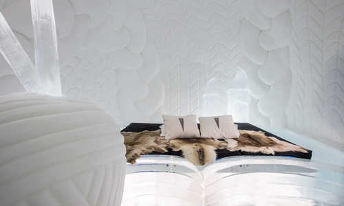 ICEHOTEL 30 | Art Suite Warm up | Design Aleksandra Pasek & Tomasz Czajkowski | Photo Asaf Kliger | © ICEHOTEL www.icehotel.com